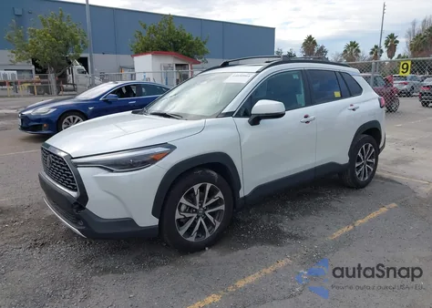 2023 Toyota Corolla Cross Xle из США, поврежденный, VIN 7MUDAAAG1PV068465